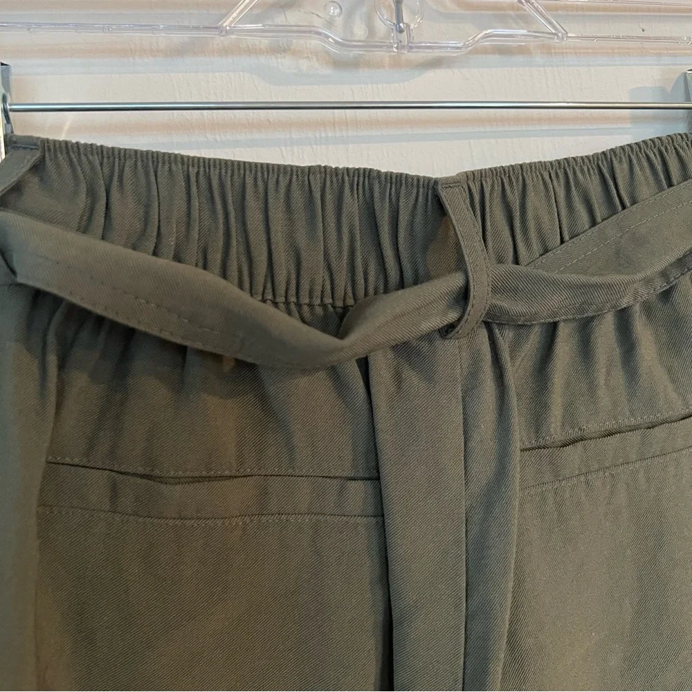 A New Day-Women's High-Rise Pleat Front Shorts - Olive, Size: M - Picture 6 of 11